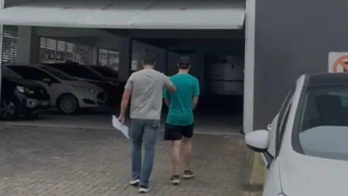 Dono de loja de scooters, natural de Vidal Ramos, é preso em Blumenau 